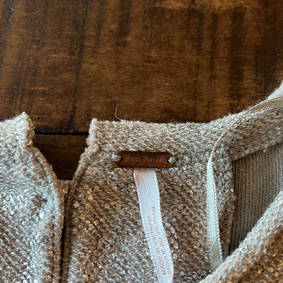 🔥Free People tank top size S🔥 - Picture 2 of 4